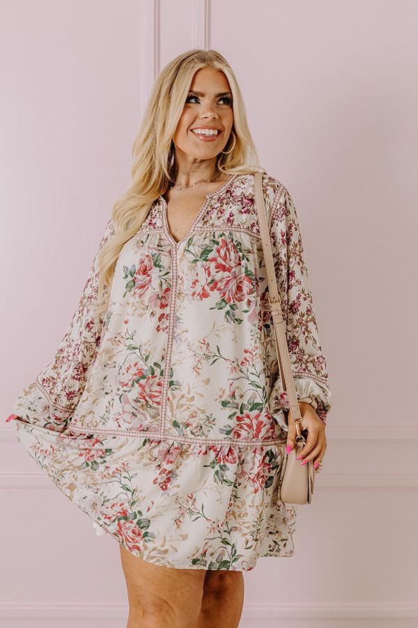 Impressions Better Be Brunch Shift Dress In Cream Curves