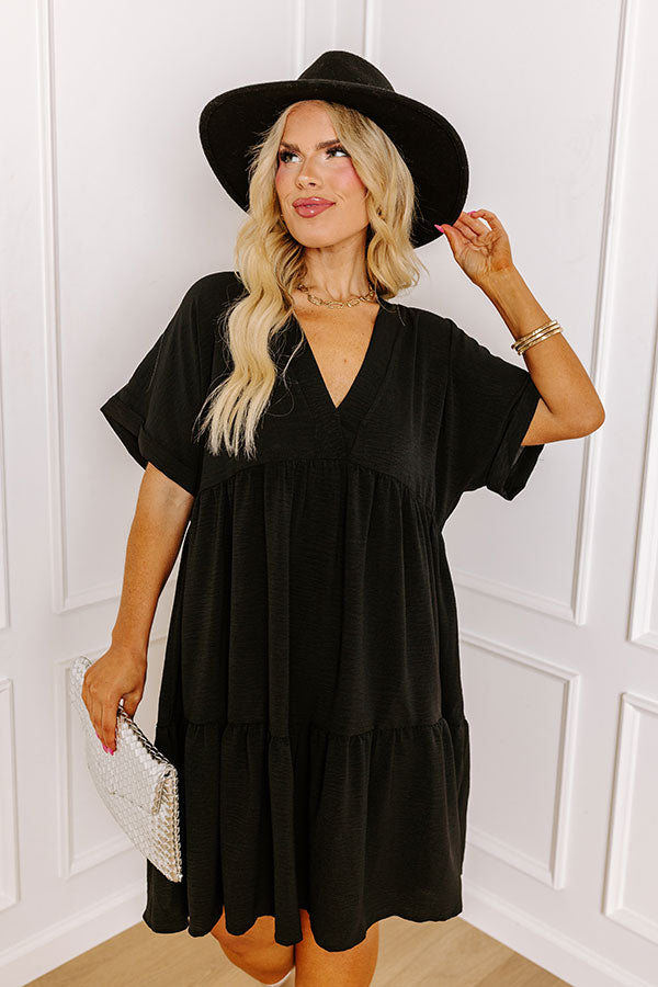 Impressions Cool Cruise Shift Dress in Black Curves