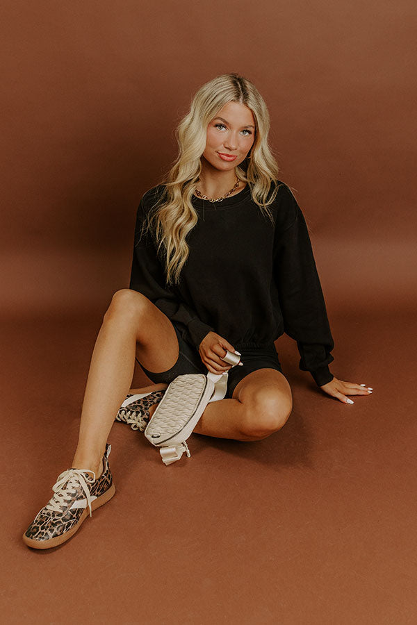 Impressions Cabin Cozy Sweatshirt In Black