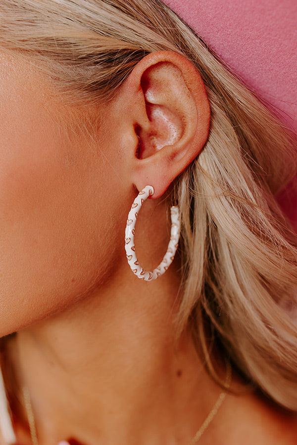 Impressions Feeling Flirty Hoop Earrings In Ivory