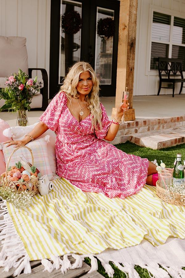 Impressions Maldives Escape Maxi In Fuchsia Curves