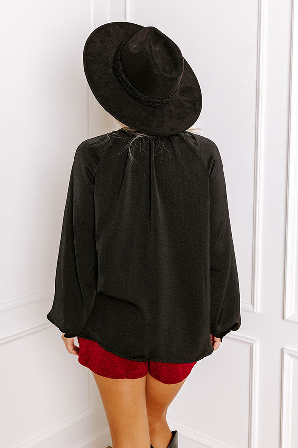 Impressions Manhattan Chic Ruffle Top In Black