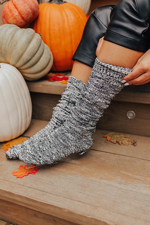 Impressions Miles To Go Knit Socks In Black