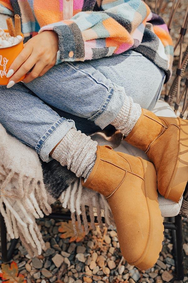 Impressions Miles To Go Knit Socks In Grey