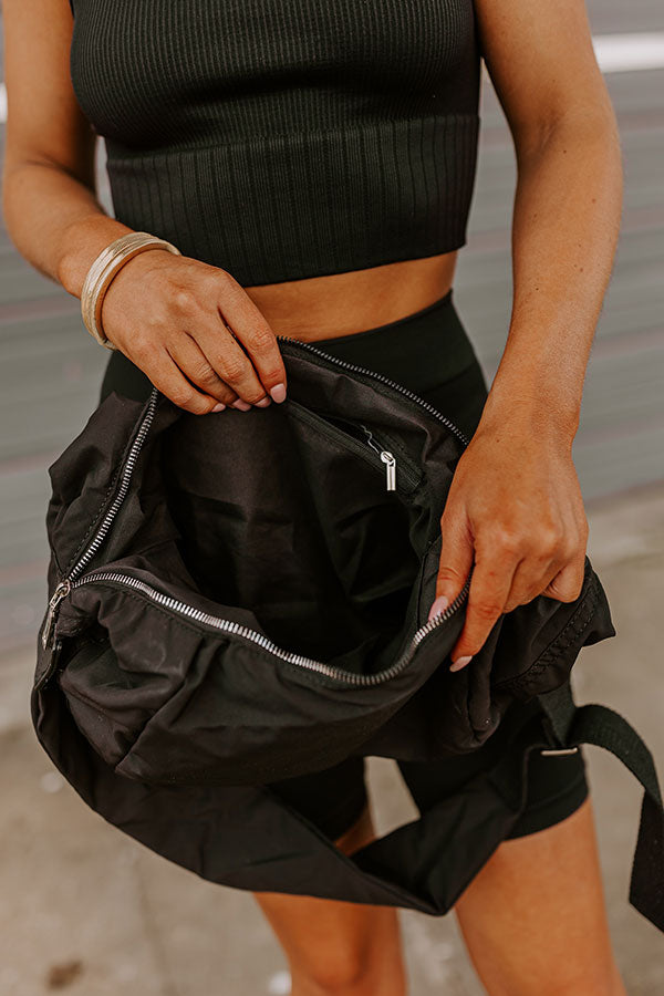 Impressions NYC Bound Bag In Black