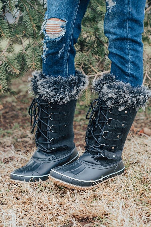 Impressions Snowfall Fabulous Boot In Black