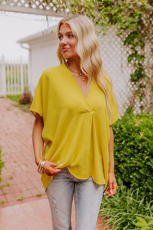 Impressions Sunshine Splendor Shift Top In Yellow