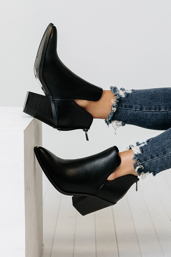Impressions The Lundy Faux Leather Bootie In Black