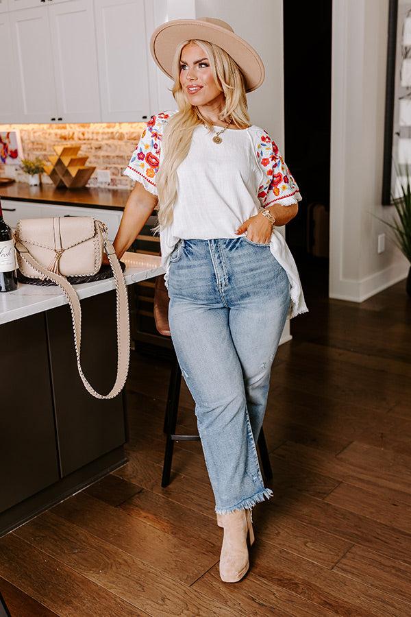 Impressions Loving The Sun Embroidered Top In White Curves