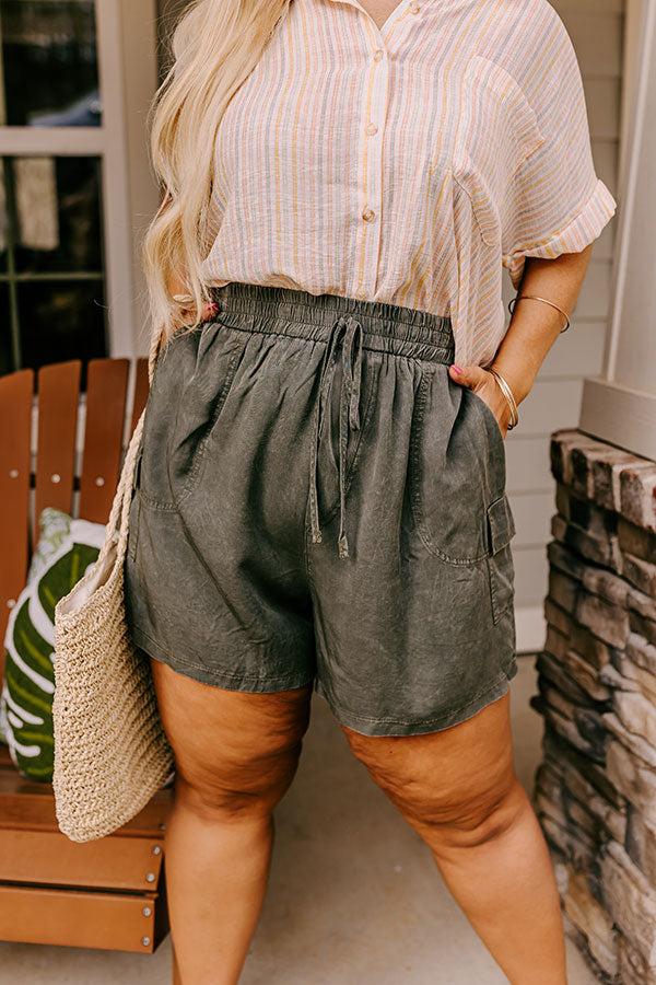 Impressions The Aleena High Waist Shorts In Olive Curves